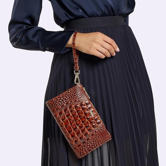 Brahmin Daisy Large Leather Wristlet Clutch - Ivory Flashback - Picture 5 of 10